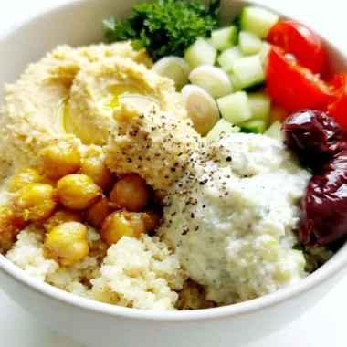 Delicious 5-Minute Mediterranean Bowl with fresh vegetables and grains