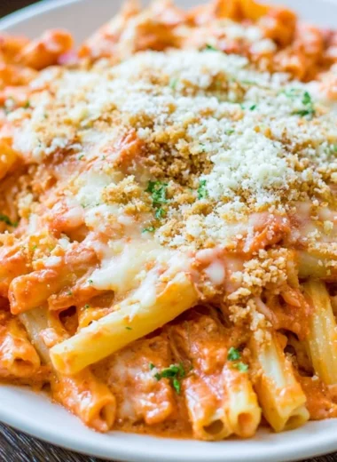 Olive Garden Five Cheese Ziti Al Forno served in a dish